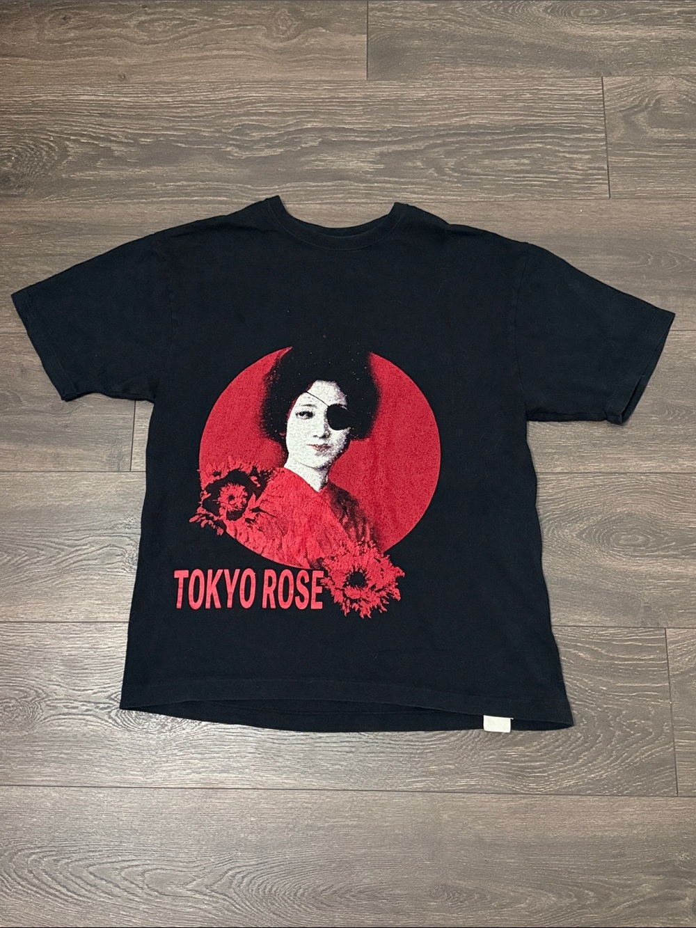 Yohji Yamamoto S'YTE "Tokyo Rose" graphic t-shirt